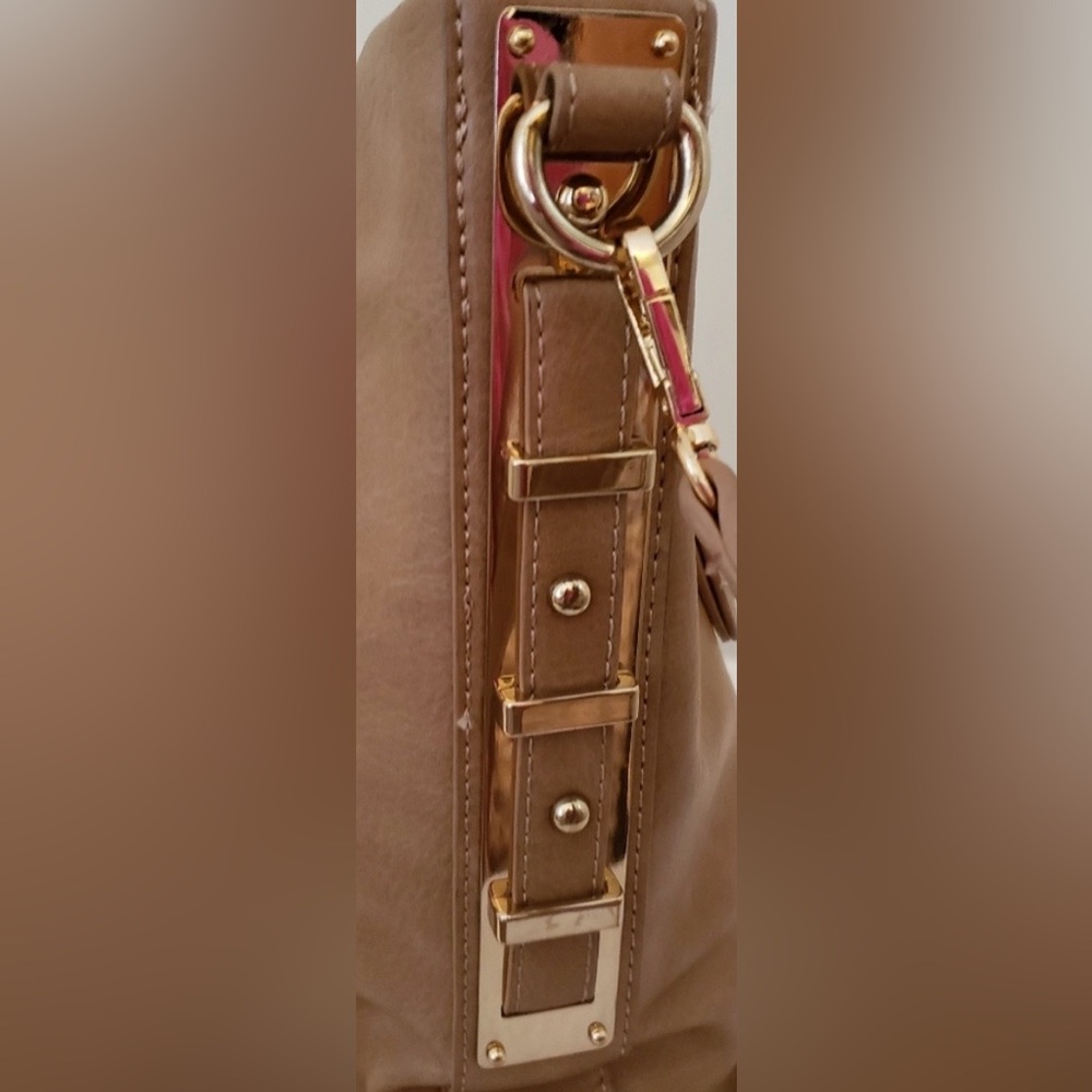 Miztique Classic Brown Crossbody Bag - Picture 3 of 4